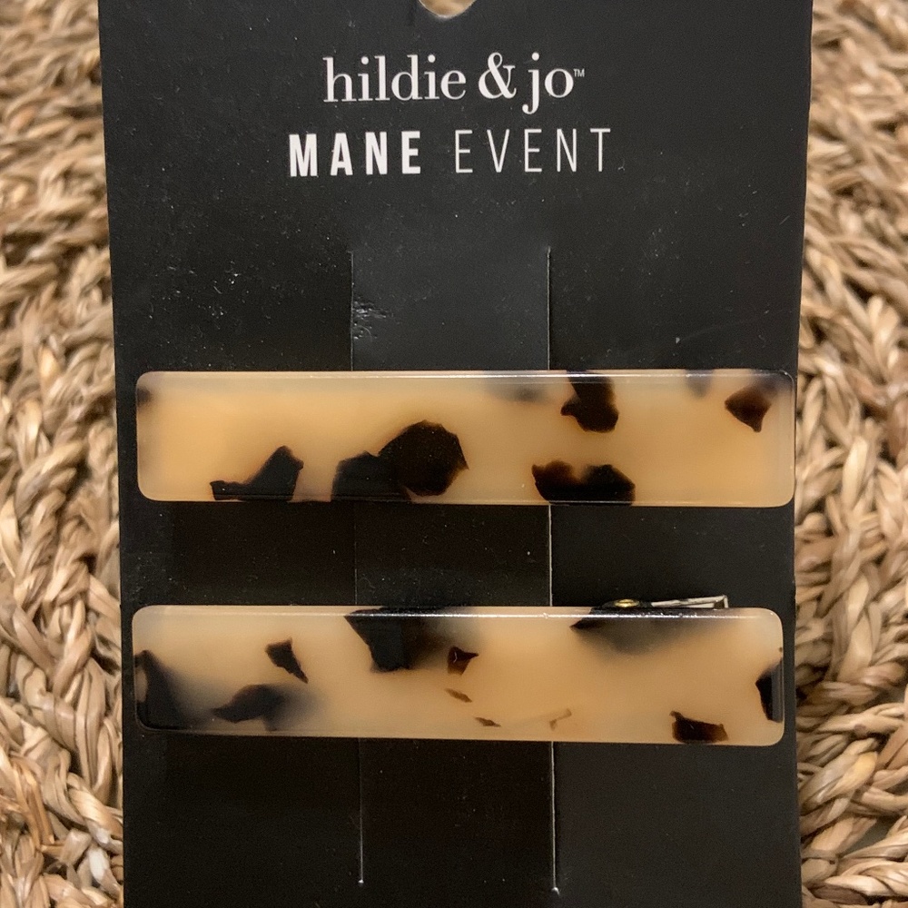 Hildie & Jo Mane Event Hair Clips